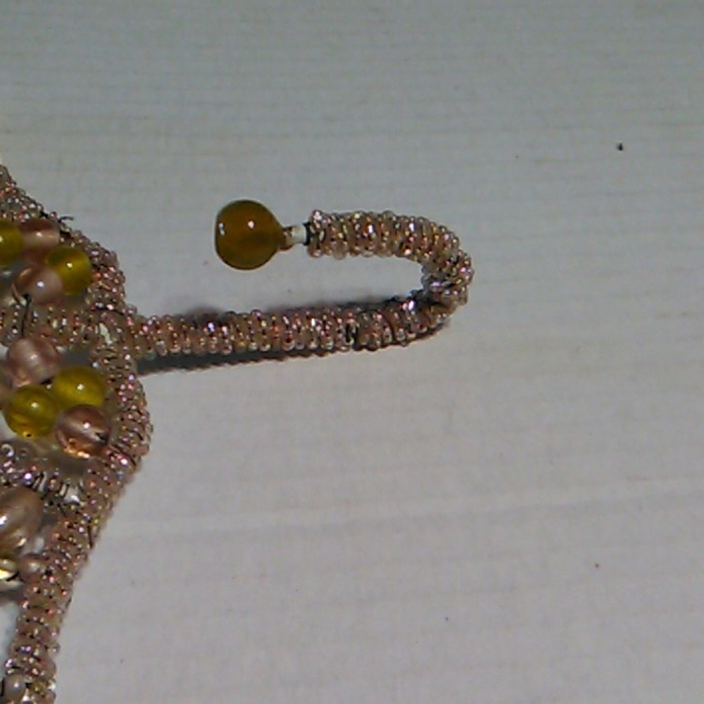 Beautiful Glass beaded Fan Style hook - Picture 7 of 8